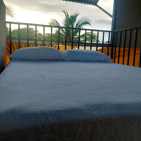 Bewak Cr Hotel ตอร์ตูเกโร ภายนอก รูปภาพ